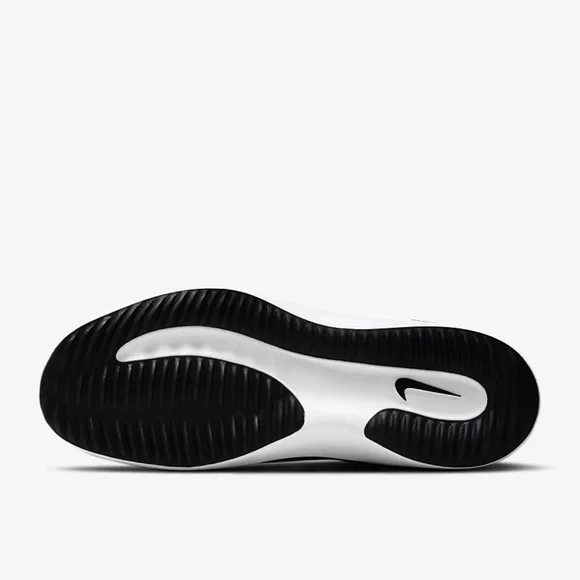 nike react ace tour - Picture 2 of 9